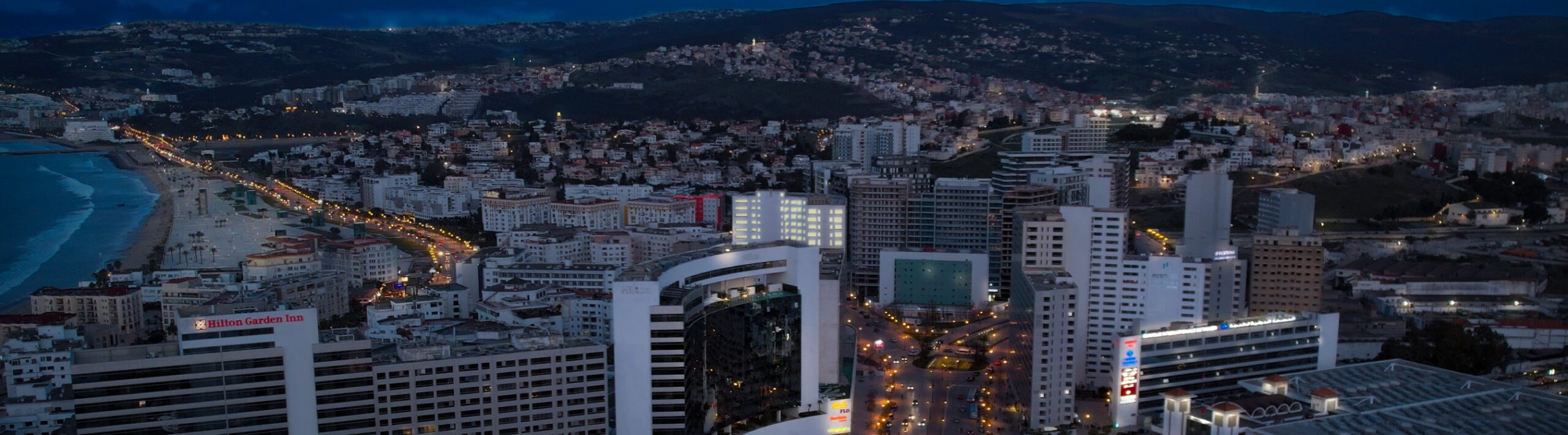 Tanger au cr&eacute;puscule